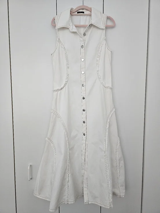 Sleeveless White Denim Button-Front Maxi Dress – New, Size M, Motf - Picture 3 of 5